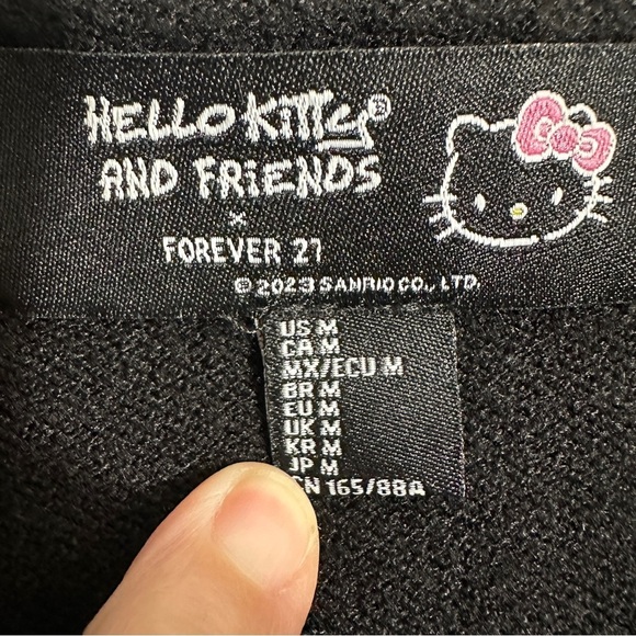 Hello Kitty & Friends x Forever 21 size M knit Kuromi chain cardigan - Picture 10 of 14